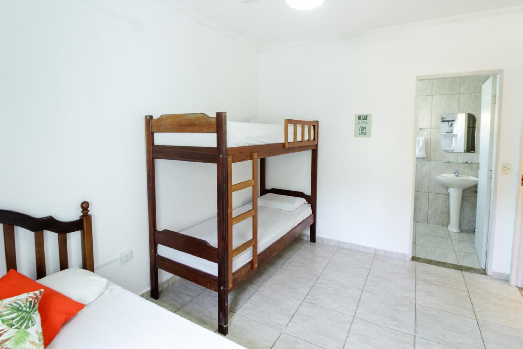 Velinn Pousada Entre Praias Ubatuba Room photo